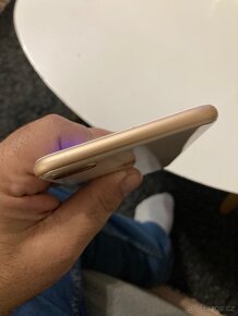 iPhone 8plus 64gb - 7