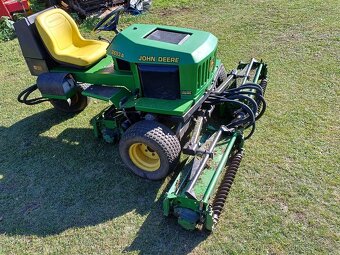 Vřetenová sekačka John Deere, záběr 2100mm - 7