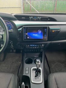 Toyota Hilux 2019 2.4D - 7