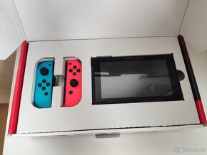 Nintendo Switch + kompletní příslušenství - 7