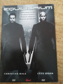 DVD filmy 5x Lovec jelenů, Equilibrium, Zvířecí instinkty .. - 7