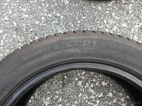 Zimní pneu Hankook 215/55/18 vzorek 7mm - 7