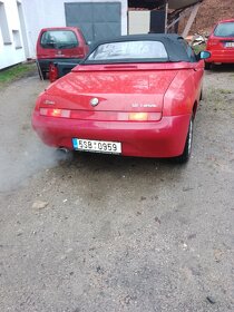 alfa romeo spider - 7