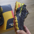 La Sportiva Bushido II - Black/Yellow - 7