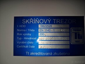 Prodám kvalitní trezor v II.bezp.tř. - 7