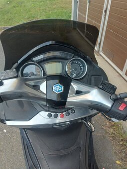 Piaggio x 10,125 - 7