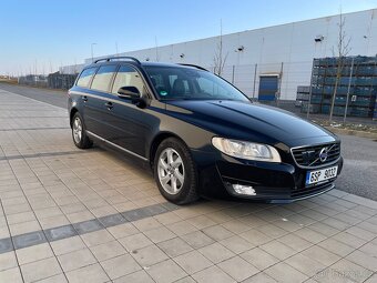 Volvo V70 D4 133kW 2015 black edition - 7