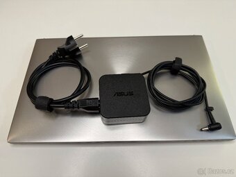 ASUS ZenBook 15 UX533FD - 7