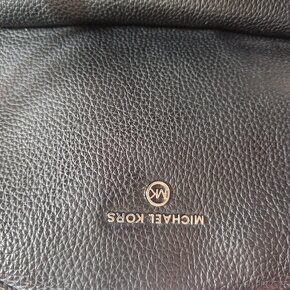 "Michael Kors" batoh - 7