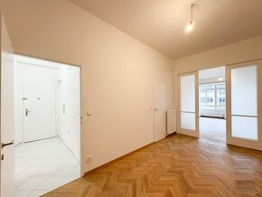 Pronájem bytu 2+1 + hala, 94m2, 2x balkon,  4.. patro s výta - 7