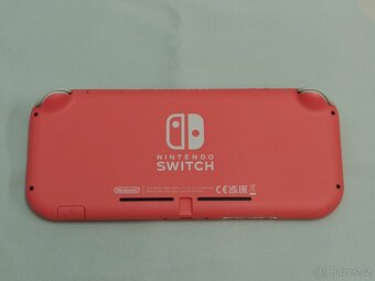 Nintendo Switch Lite - 7