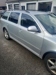 ŠKODA OCTAVIA  COMBI 1.6 TDI 77KW 2009 - 7