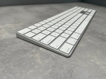 Apple Magic Keyboard s číselnou klávesnicí - 7