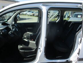 RENAULT KANGOO 1,5dCi 110k MaxiLife Klima GPS 2014 - 7