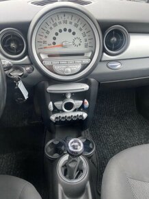 Mini one 2007 1.4 benzin 70kw najeto 184 t.km - 7