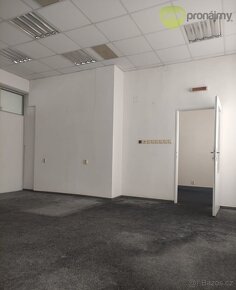 Pronájem obchodního prostoru 139 m² - 7