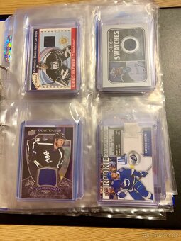 Hokejové karty-Mega lot Tampa Bay-251 karet/inserty/jetsey/l - 7