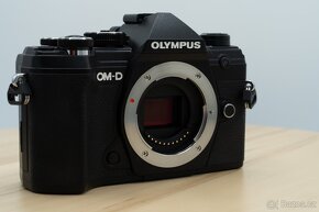 Olympus OMD E-M5 Mark III - 7