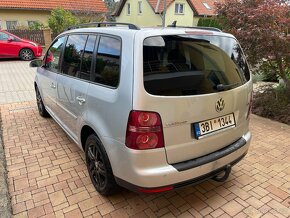 VW Touran 1.9TDI - DSG - 7