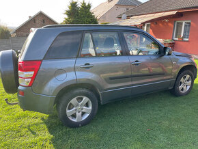 Suzuki Grand Vitara 2.0 benzín - 7