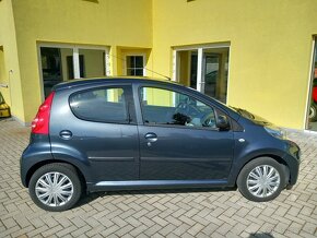 Peugeot 107 1.0 MPi 50kw 93t.km, 2011, KLIMA RÁDIO CD - 7