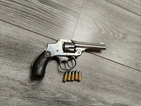 Historický revolver Smith & Wesson .32sw Hammerless - 7