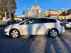 Opel Astra 1.6 CDTi 100 kW Xenon,Výhřevy,Stav - 7