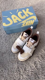 Nike Zoom Field Jaxx Travis Scott Light Chocolate - 7