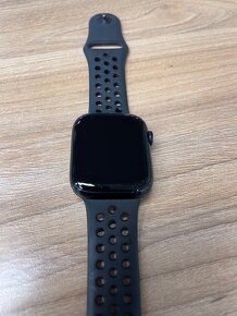 Apple Watch  Series 7 45mm Midnight Aluminum Case Nike - 7