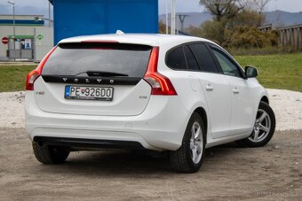 Volvo V60 D2 2.0L 120k Base Geartronic - 7