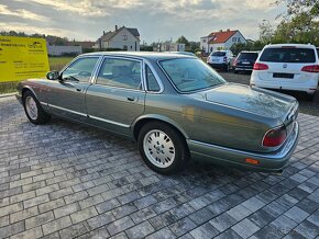 Jaguar XJ, SOVEREING 4.0 - 7