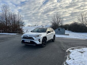 Toyota Rav4,Hybrid,4x4,ČR,1.maj,servis,70tkm - 7