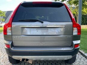 Volvo XC90 2.4 D5 147KW 4x4 AUT NAVI 7-MÍST KŮŽE SERVISKA - 7