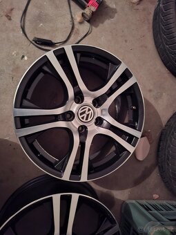 Alu Kola 17" 5x112 Nové pneu Tomket 225/50/17 - 7