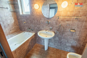 Prodej rodinného domu, 281 m², Praha, ul. Suchdolská - 7