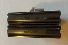 2x Samsung Galaxy Z Flip 4 na náhradní díly - 7