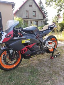 Honda cbr1000rr - 7