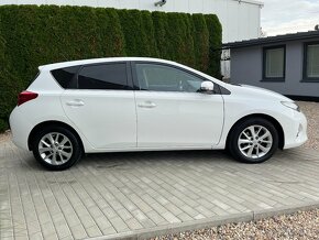 Toyota Auris 1.6 VVTI 97KW, Servisní kniha - 7