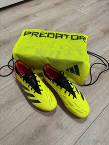 Adidas Predator SG - 42 2/3 - 7