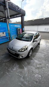 Renault Clio 3 2011 1.2 16v LPG po nehodě - 7