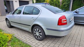 Škoda Octavia II 1.6i benzín - 7