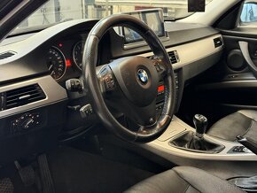 BMW 325 I E91 2,5l 160 KW 2X KOLA SERVIS - 7