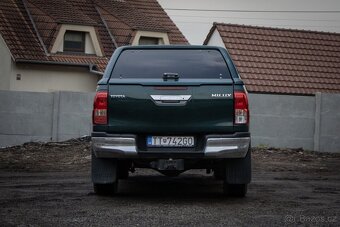 Toyota Hilux DC 2.4 I D-4D Executive A/T - 7