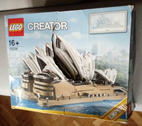 Prodám Lego 10234 Sydney Opera House, postavené - 7