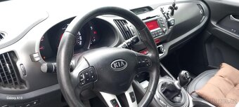 KIA SPORTAGE - 2.0 - 6 ti kvalt - 7