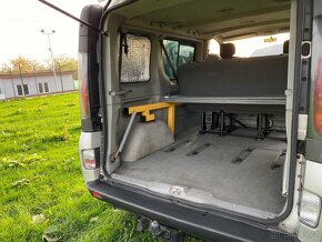 Opel vivaro 2,5 tdci obytná vestavba - 7