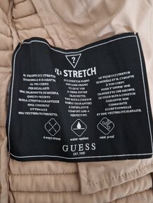 GUESS Vatovaná bunda Vona W0BL1I W6NW0 Béžová Slim Fit,vel.S - 7