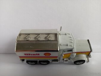 MATCHBOX - PETERBILT 1981 - SHELL - POZRI DETAILNÉ FOTO - 7