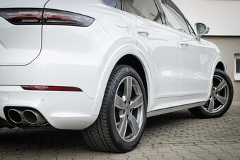 Porsche Cayenne S III 324kw TS8 /AJ NA SPLÁTKY/ - 7