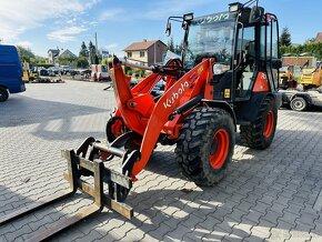 Kolový nakladač Kubota R065 HW - 7